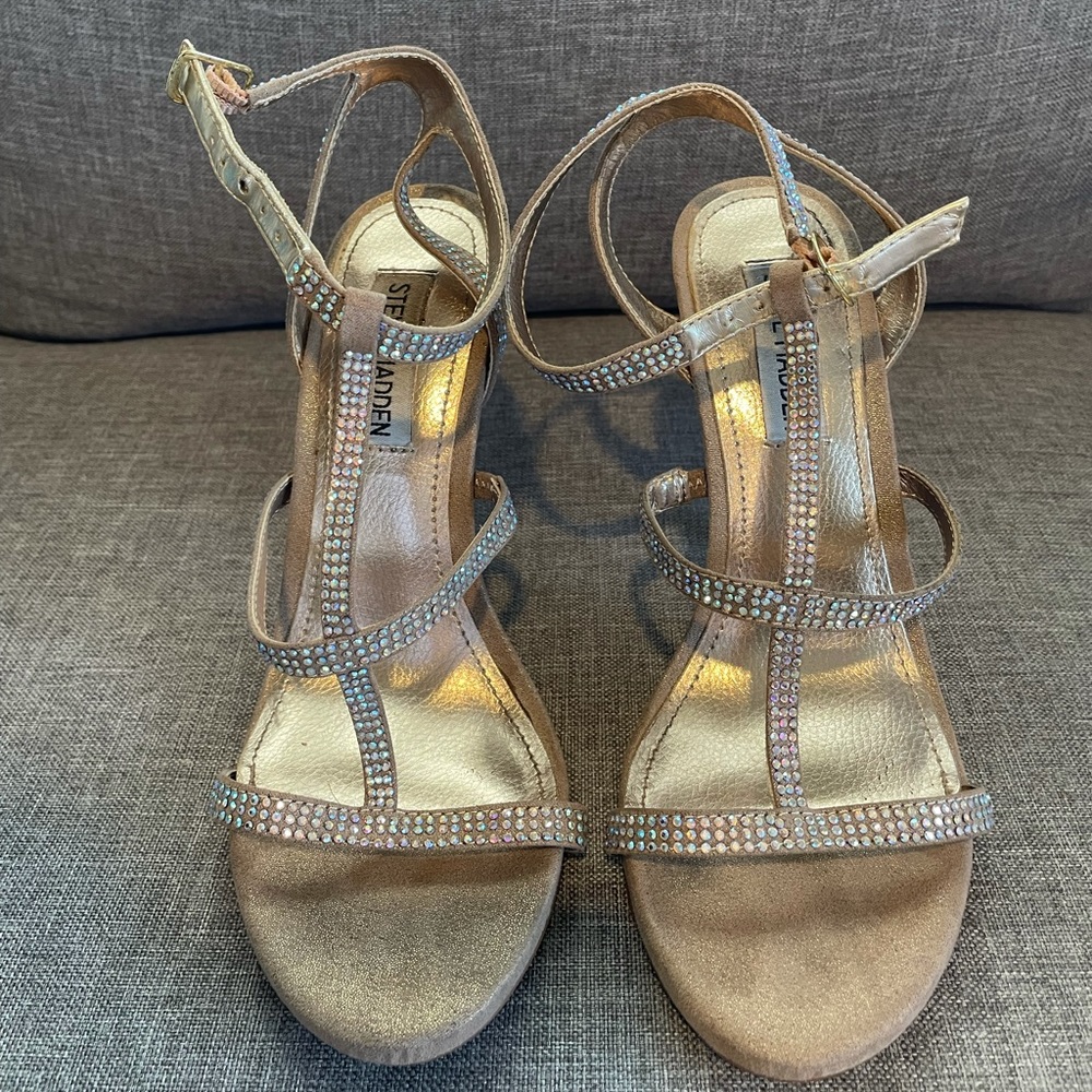 Steve Madden rhinestone nude stewpot heels